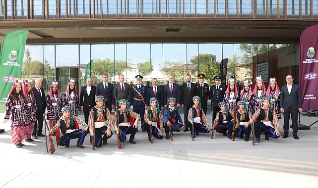 İnegöl'de Zafer Bayramı coşkusu