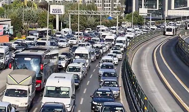 İntihar için üst geçide çıktı, E-5'i kilitledi