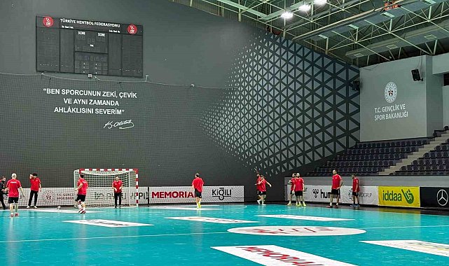 İşitme Engelliler A Milli Erkek Hentbol Takımı, olimpiyat hazırlıklarını sürdürüyor