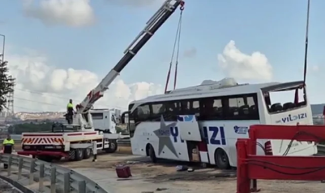İstanbul Kuzey Marmara Otoyolu'nda feci kaza: 3 ölü, 20 yaralı!