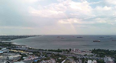 İstanbul'da fırtına sonrası gökkuşağı