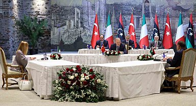 İstanbul'da Türkiye-İtalya ve Libya arasında üçlü zirve