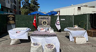 İzmir'de narkotik polisinden zehir tacirlerine büyük darbe