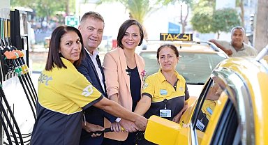 İzmir'de, taksici esnafına akaryakıtta indirim desteği