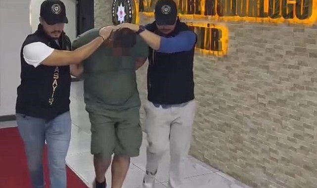 İzmir'de yaşlı çift evlerinde ölü bulundu: Katil, kadının oğlu çıktı