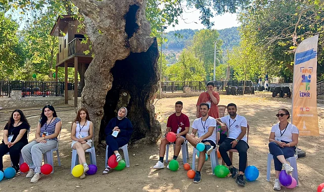 İzmir'de 'değişim ve dönüşüm' kampı