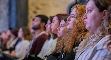 İzmir'de gençler umut ve özgüven kazandı