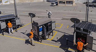 İzmir'e acil durum haberleşme römorku... Tam teşekküllü römorklar İzmir'e ses olacak