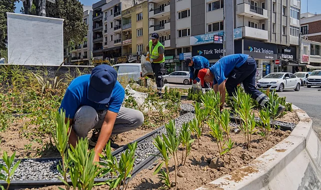 İzmir'in kavşaklarına estetik dokunuş