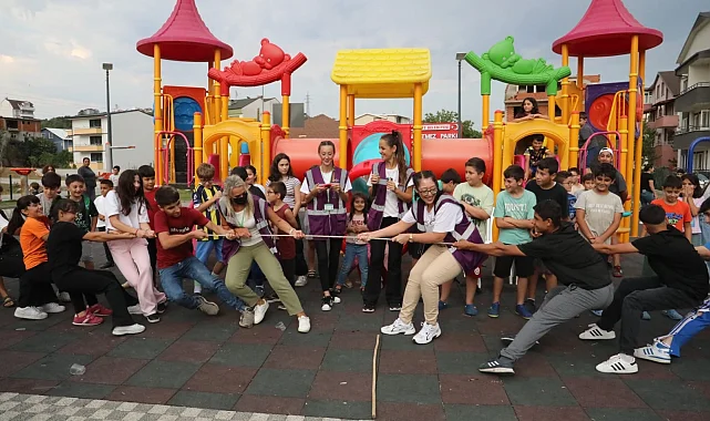 İzmit Alikahyalı çocuklar 'geleneksel' eğlendi