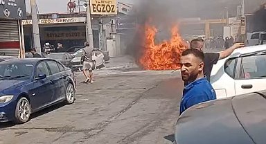 Jaguar'ın elektrikli arabası kendi kendine yandı
