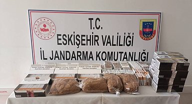 Jandarma 2 kilogram kaçak tütün ile 6 bin 640 makaron ele geçirdi
