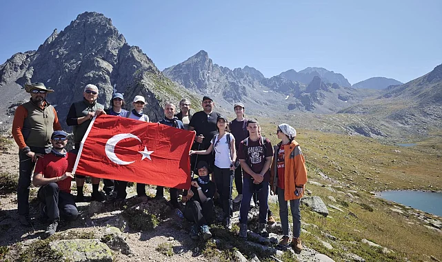 Kaçkar'da ağrı tedavisi için farkındalık tırmanışı