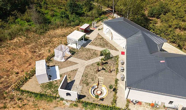 Kafa kafaya verdiler, Doğu Karadeniz'in en büyük fotoğraf çekim platosunu kurdular
