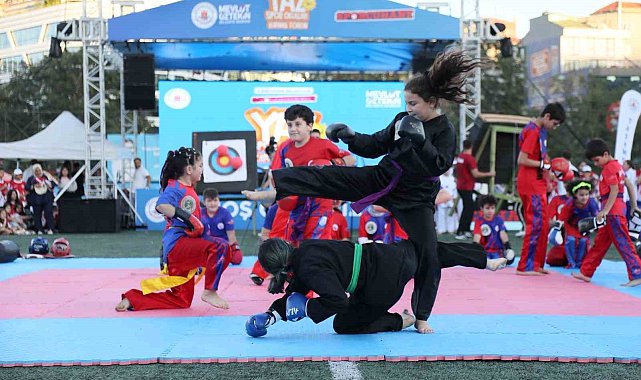 Kağıthane'de 10 bin çocuk Yaz Spor Okulları'ndan mezun oldu