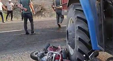 Kağızman'da traktör ile motosiklet çarpıştı: 1 ölü