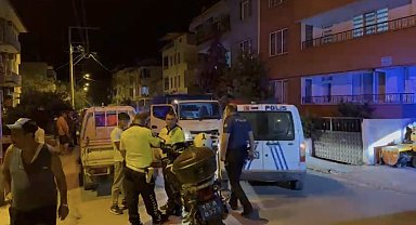Kamyonetle gezerken polise yakalanan çocuk polis arabasına çarptı