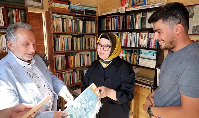 Kar Tanesi Gelinlik Evi'ni ve Sahaflar Çarşısı'na Böhürler'den tam not