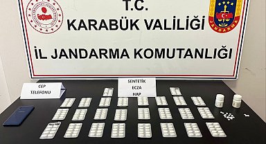 Karabük'te 353 adet sentetik ecza hap ele geçirildi