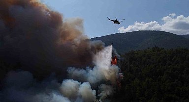 Karabük'teki orman yangınına havadan ve karadan müdahale sürüyor