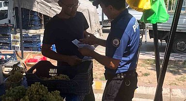 Karacabey'de polis dolandırıcılığa karşı broşür dağıttı