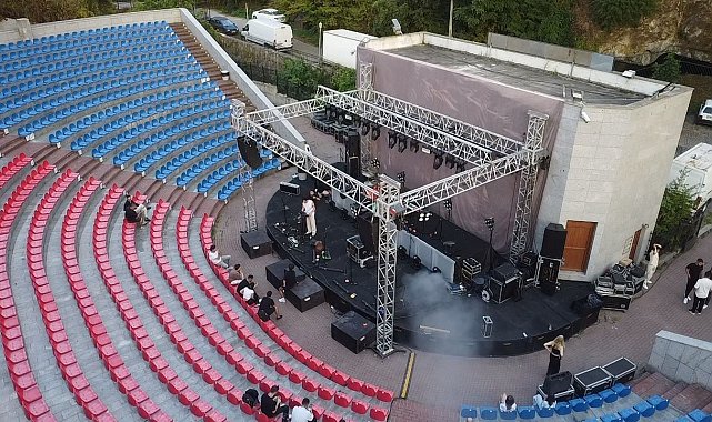 Karadeniz Ereğli'de Acheron amfi tiyatro yaz konserleri başladı