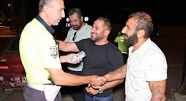 Karadenizli alkollü sürücünün 0.50 promil sevinci kamerada