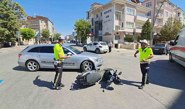 Karaman'da otomobille motosiklet çarpıştı: 1 yaralı