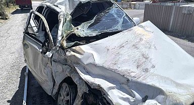 Karapınar'da otomobiller çarpıştı: 2 yaralı