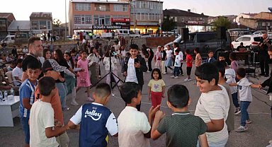 Karayazı'da gezici sinema ve açık hava konseri etkinliği