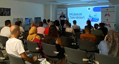 Kariyer Merkezi İş Gücü Piyasası'na yönelik hizmetler sunuyor