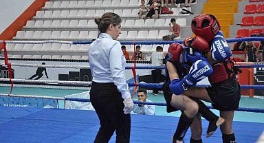 Kars'ta Çocuklar Türkiye Muaythai Şampiyonası nefes kesiyor
