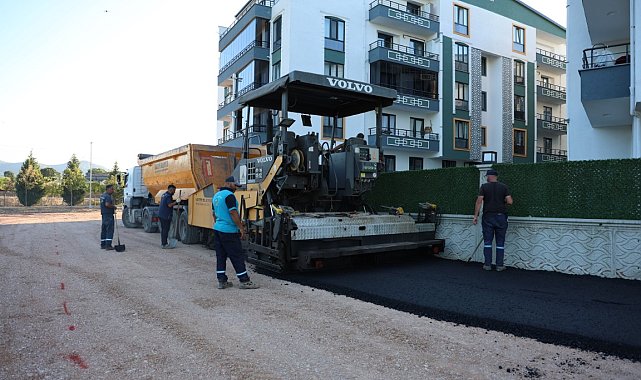 Kartepe'de asfalt atağı