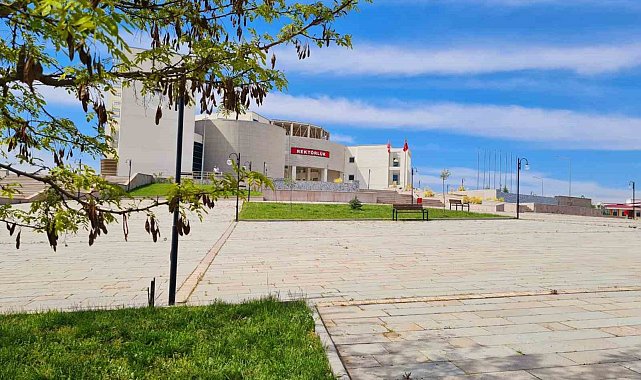 Kastamonu Üniversitesi Erasmus+ ile Avrupa'da eğitim ve staj imkanı sunuyor