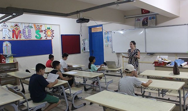 Kastamonu Üniversitesi'nden Antakya'ya umut taşıyan köprü