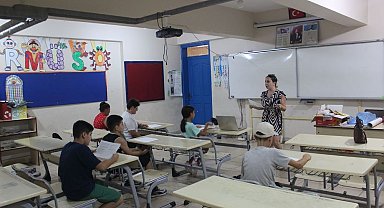 Kastamonu Üniversitesi'nden Antakya'ya umut taşıyan köprü