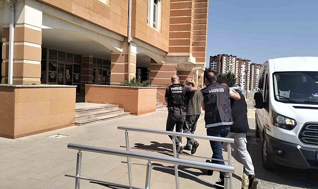 Kastamonu'da 3 milyon TL değerinde kannabinoid ham maddesi ele geçirildi: 2 tutuklama