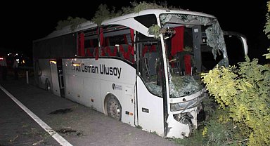 Kayseri'de yolcu otobüsü kaza yaptı: Ölü ve yaralılar var