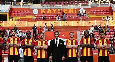 Kayserispor'un yeni transferleri görücüye çıktı