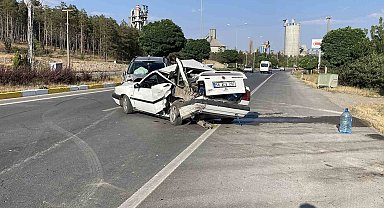 Kazada Fiat marka otomobil hurdaya döndü, sürücüsü yaralandı