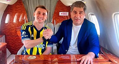 Kerem Aktürkoğlu Fenerbahçe formasını giydi