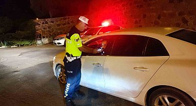 Kilis'te jandarma ekiplerinden alkol denetimi