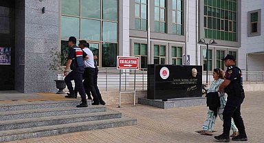 Kiracısının ölümüne neden olan öğretmen gözyaşı döktü