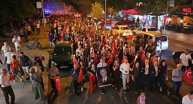 Kırıkkale'de 30 Ağustos Zafer Bayramı dolayısıyla "fener alayı" düzenlendi