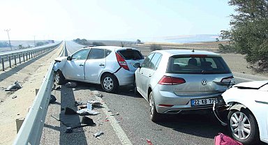 Kırklareli'nde çıkan yangında yoğun duman kazaya sebep oldu: 6 yaralı