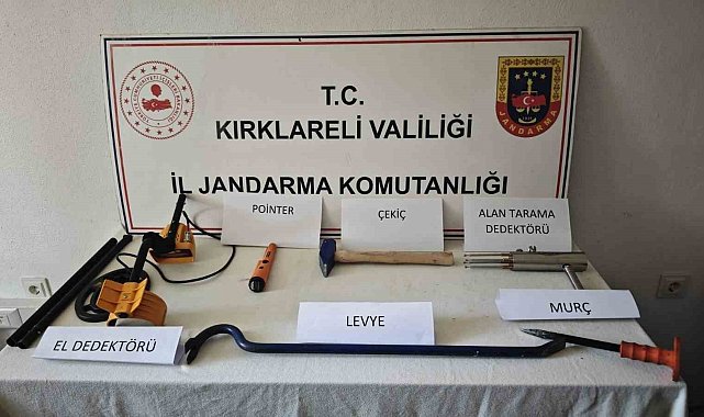 Kırklareli'nde kaçakçılık operasyonu: 3 gözaltı