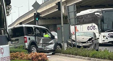 Kırmızı ışık ihlali kaza yaptırdı: 1 yaralı