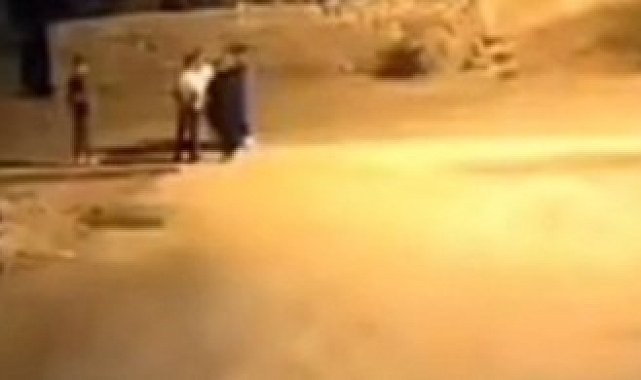 Kırşehir'de gencin bıçaklanarak öldürüldüğü olayın güvenlik kamera görüntüleri ortaya çıktı