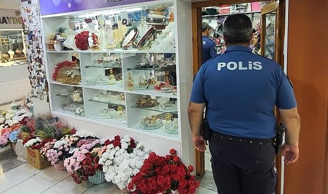 Kırşehir'de polis ekiplerinden piroteknik madde denetimi