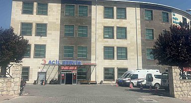 Kızılırmak'a giren 3 genç boğulma tehlikesi geçirdi